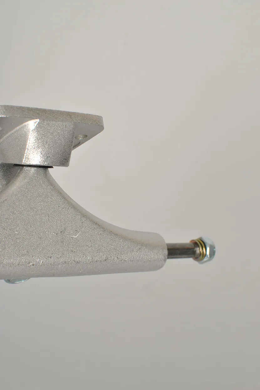 Bullet Raw Trucks