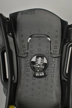 Burton M Cartel X Est Step On