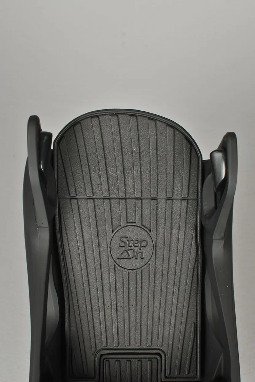 Burton Womens Yeasayer Step On® Snowboardpakke
