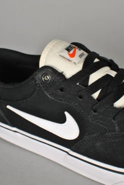 Crep Protect Pre-Treated Flat Laces, Black