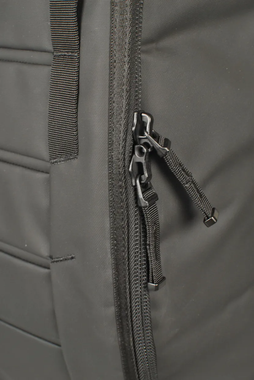 Db BiG Hugger Boot Backpack 45L