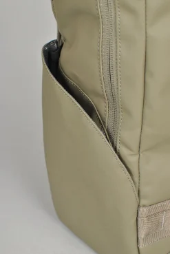 Db Daypack Backpack 20L