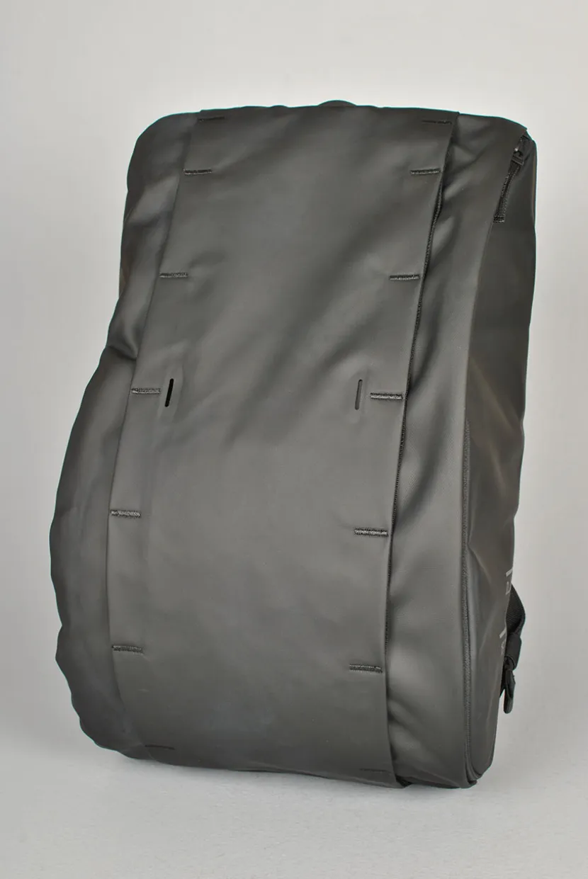 Db Hugger Base Backpack 15L