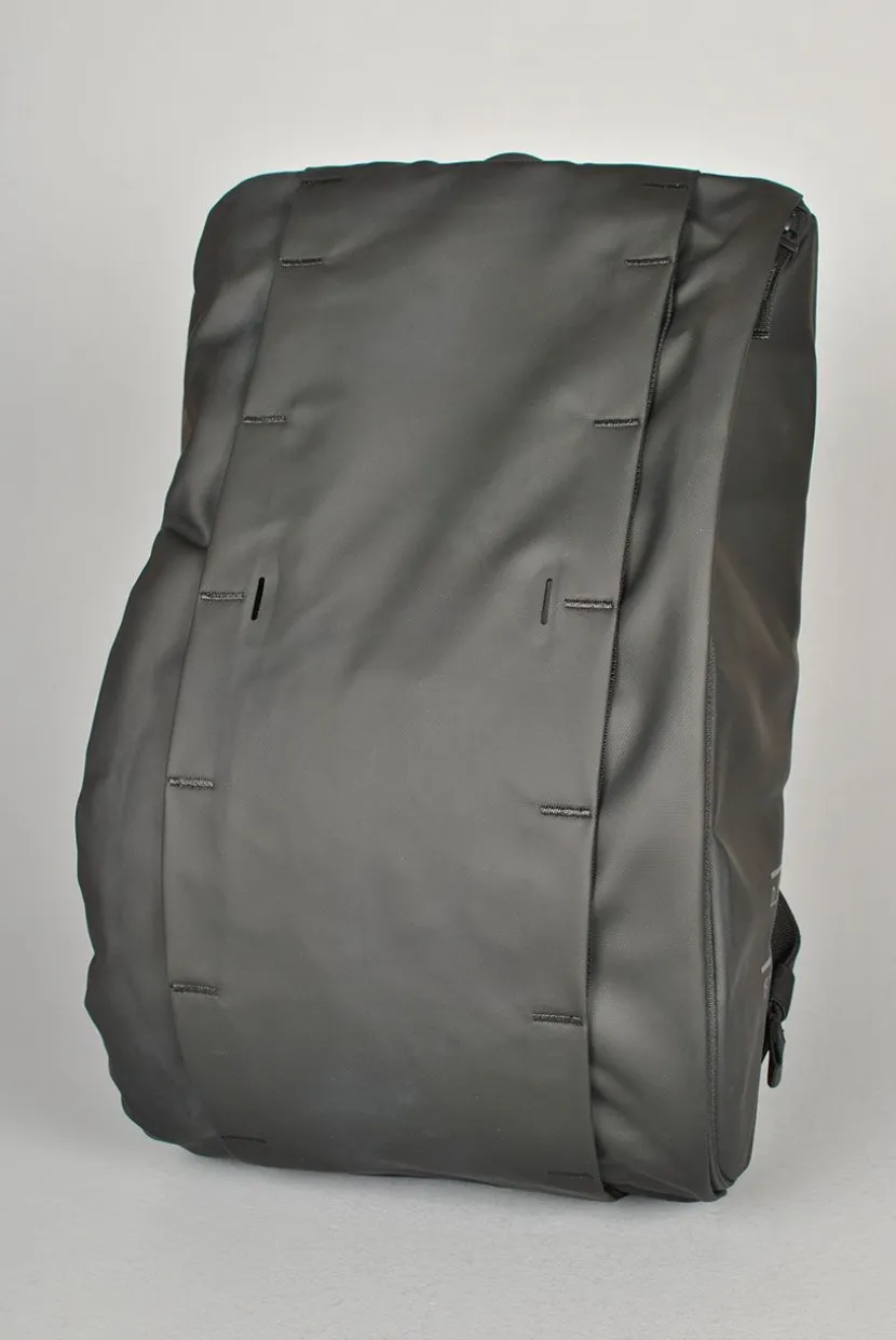 Db Hugger Base Backpack 15L