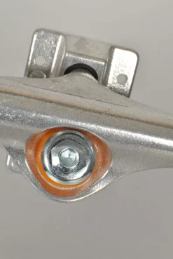 Independent Forged Hollow Inverted Kingpin Mid Trucks