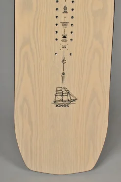 Jones Snowboards Flagship Snowboard