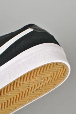 Nike SB Blazer Court