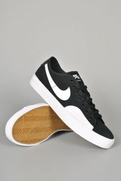 Nike SB Blazer Court