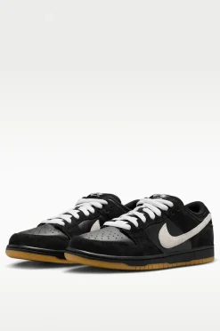 Nike SB Dunk Low Pro