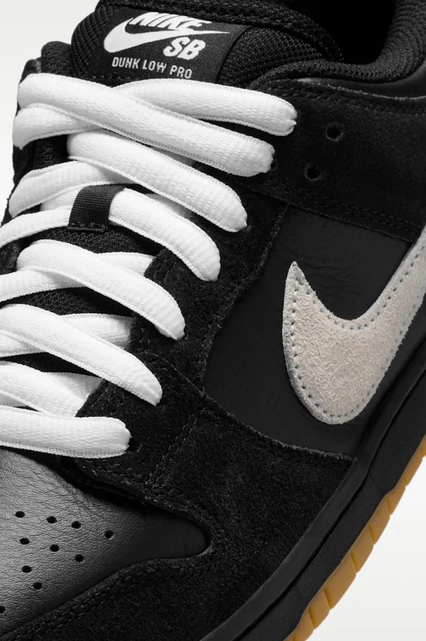 Nike SB Dunk Low Pro