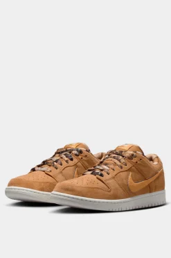 Nike SB Dunk Low Pro Qs