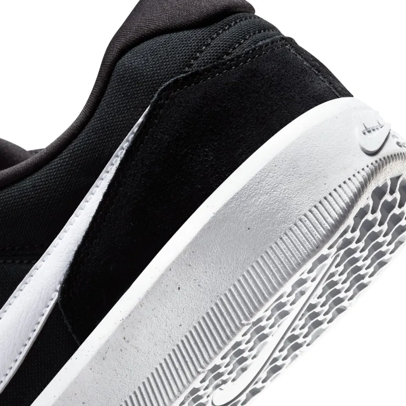 Nike SB Force 58