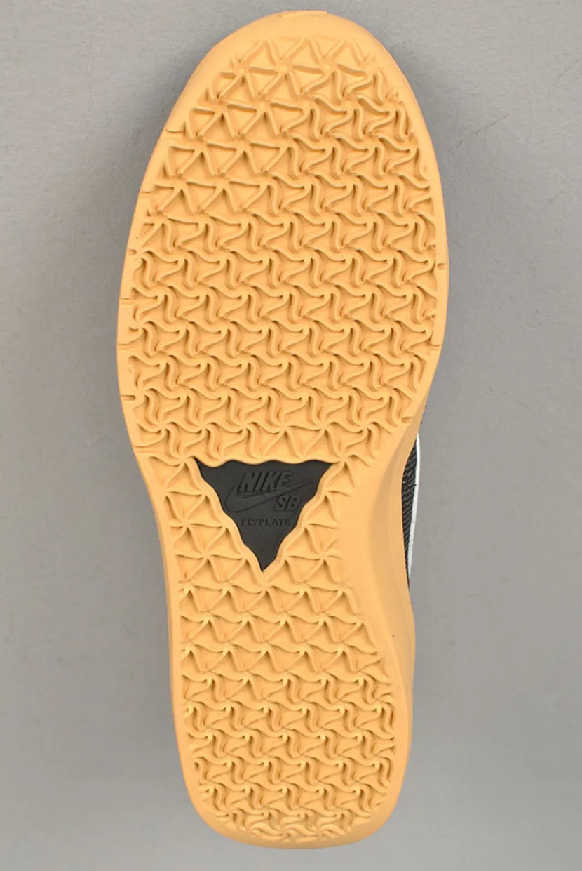 Nike SB Ps8