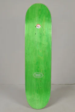 Real Skateboards Team Classic Oval 8.06