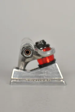 Thunder Team Hollows Polished Trucks