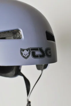 TSG Evolution Skatehjelm