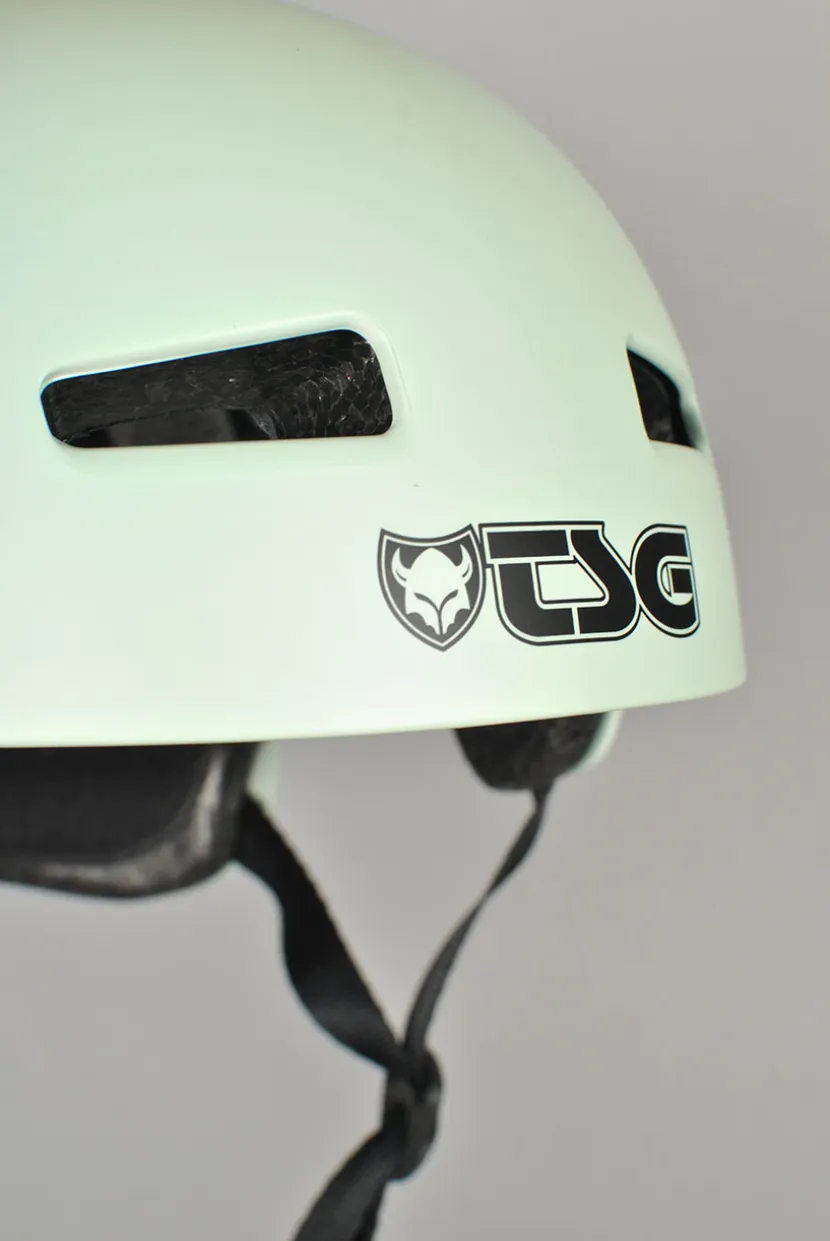 TSG Evolution Skatehjelm