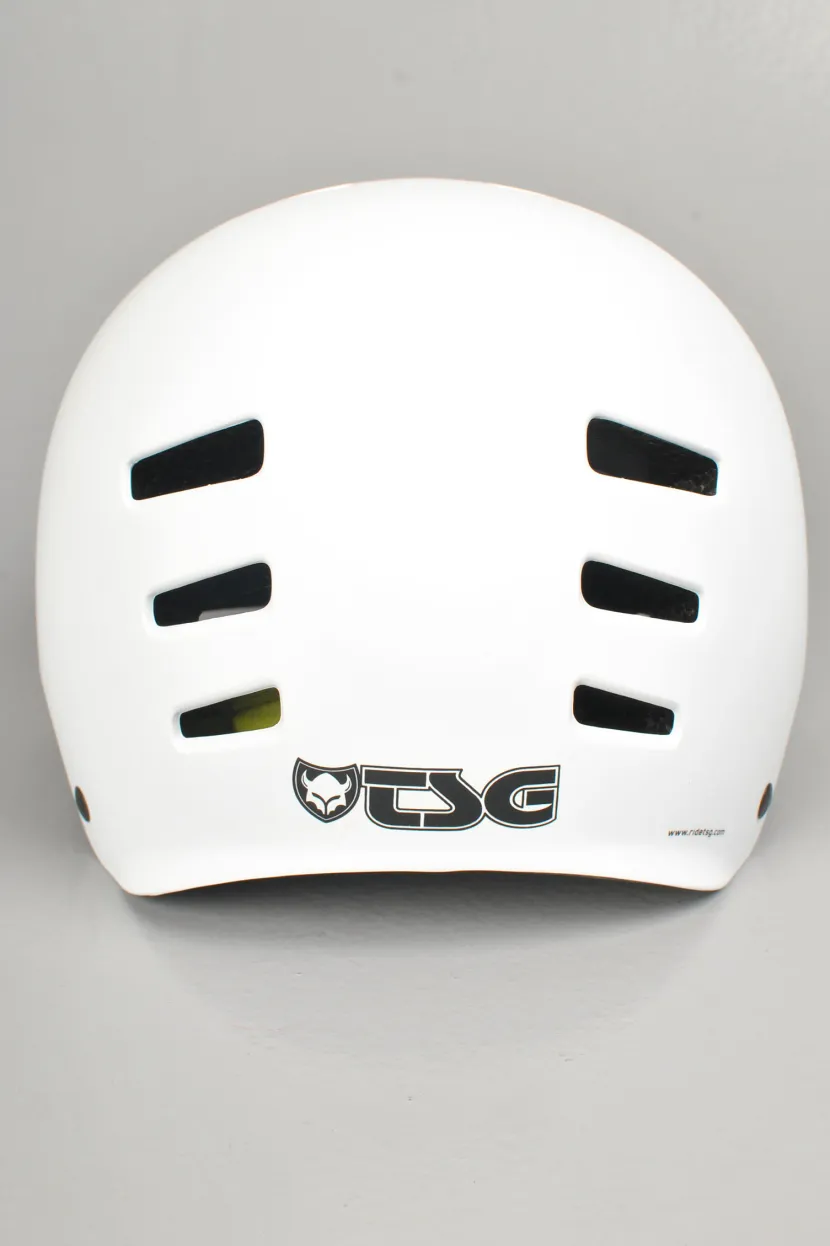 TSG Evolution Skatehjelm