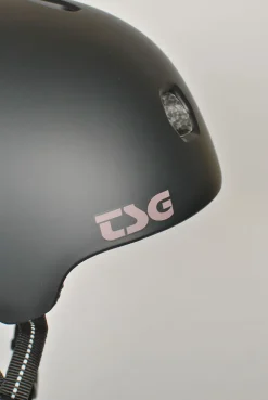 TSG Meta Skatehjelm